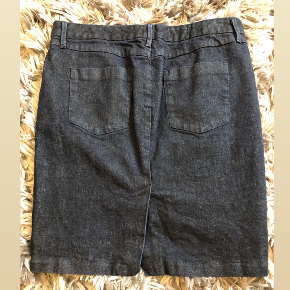Skirt - Picture 4 of 5